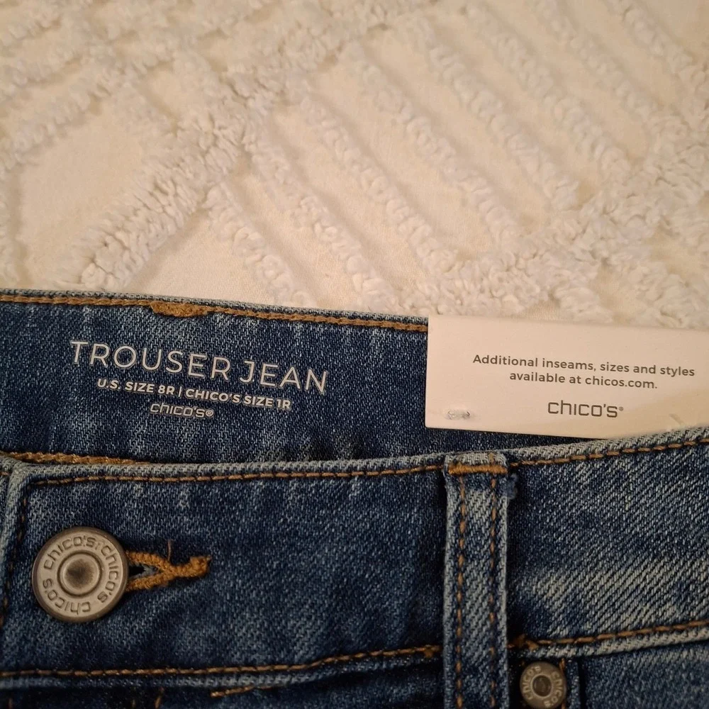 Chico's Women 8R 1R Blue Trouser Jeans Wide Leg Stretch Denim NWT
